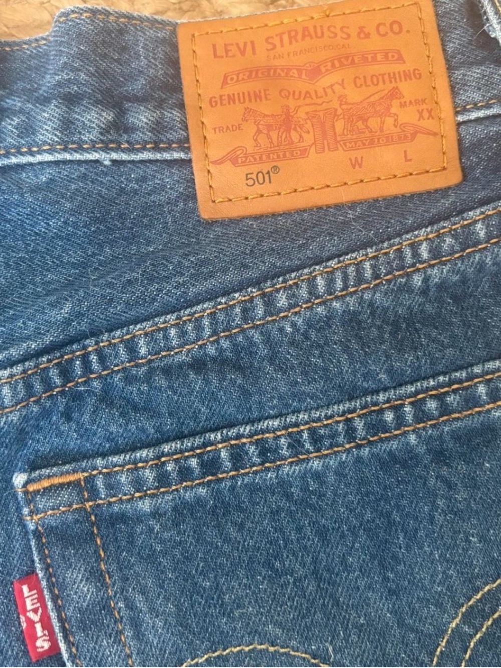 Levi's Rolled Hem Dark Blue Denim Shorts - Picture 3 of 3